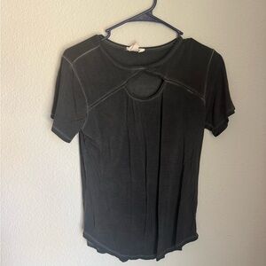 White Crow Women’s Charcoal Short Sleeve Tee with Keyhole Neck